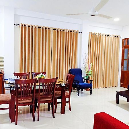 קנדי Saru Holiday Apartment - Up To 6 Guests מראה חיצוני תמונה